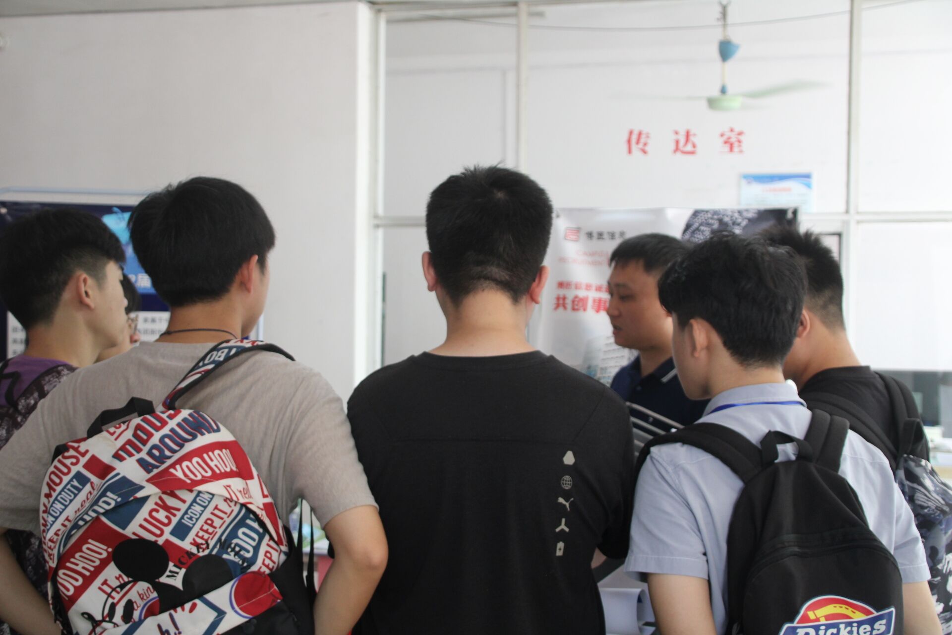 8f3d3e36deef49aabbfad4e4115ce9ac.jpg 8f3d3e36deef49aabbfad4e4115ce9ac.jpg