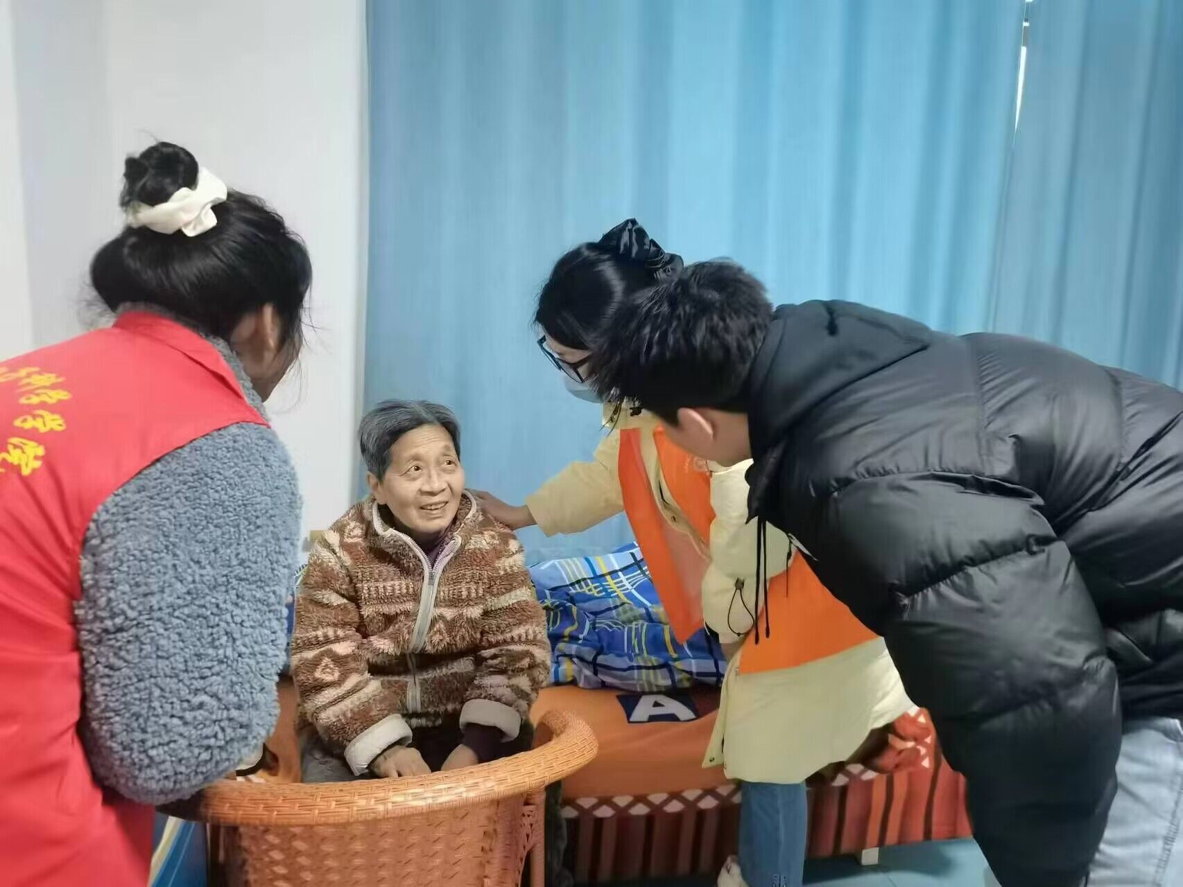 e418ee9fb0b4409287963fc8a3a7a40b.jpg e418ee9fb0b4409287963fc8a3a7a40b.jpg