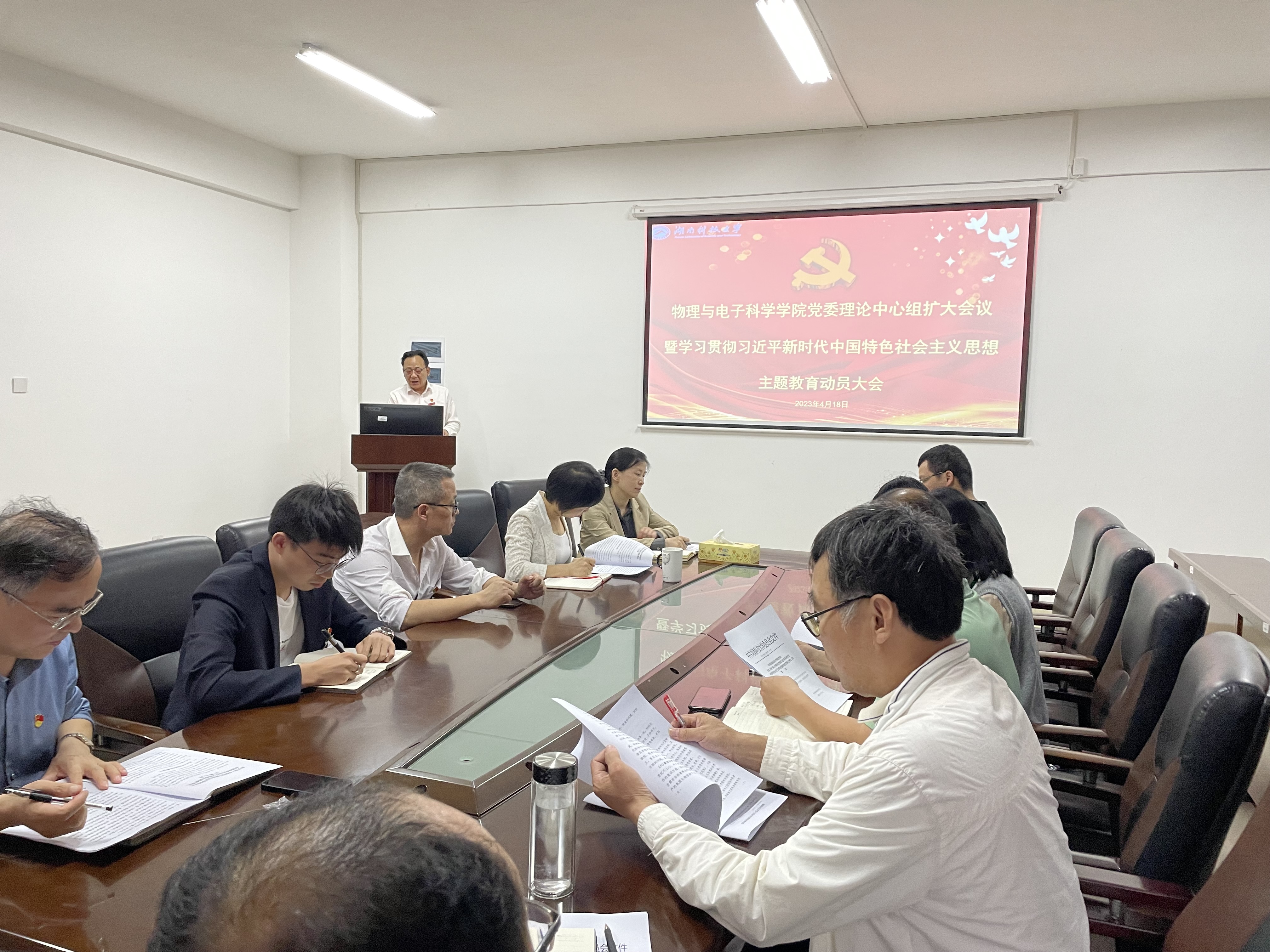 f7d1701de84b48b88e18f4430c51d263.jpg f7d1701de84b48b88e18f4430c51d263.jpg