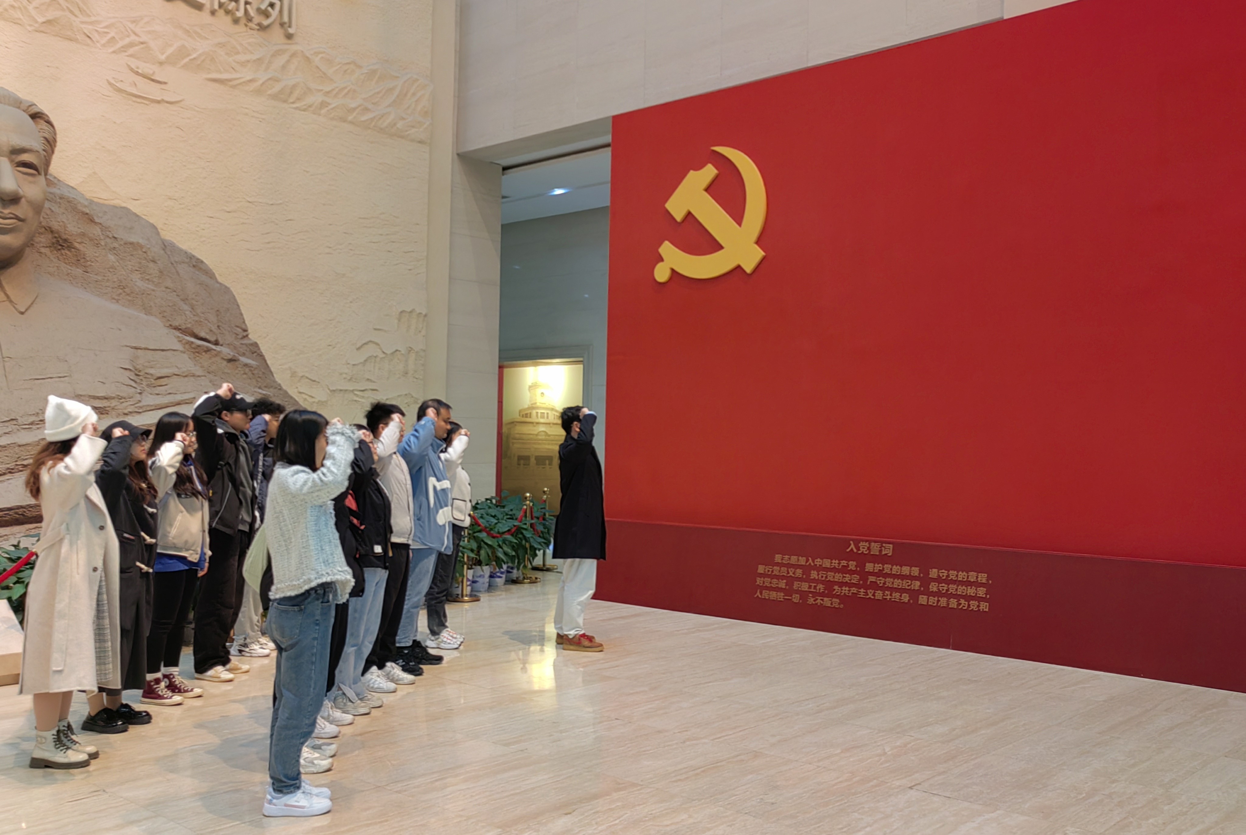 f635fe2bed674fbfb9ac4c2de9d39ef5.jpg f635fe2bed674fbfb9ac4c2de9d39ef5.jpg