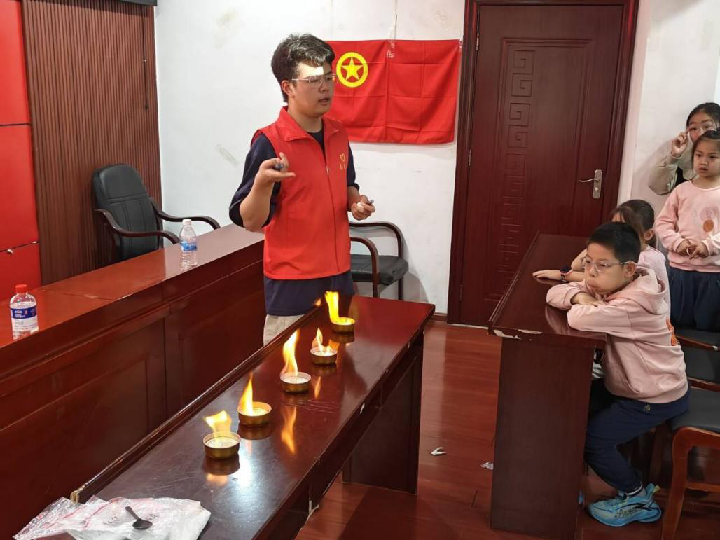 9753a22872764f9396f04510567e899f.png 9753a22872764f9396f04510567e899f.png