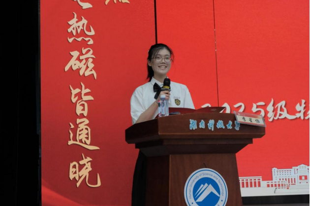 61b13784fca348d5a6fbbc0f2f573c2a.png 61b13784fca348d5a6fbbc0f2f573c2a.png